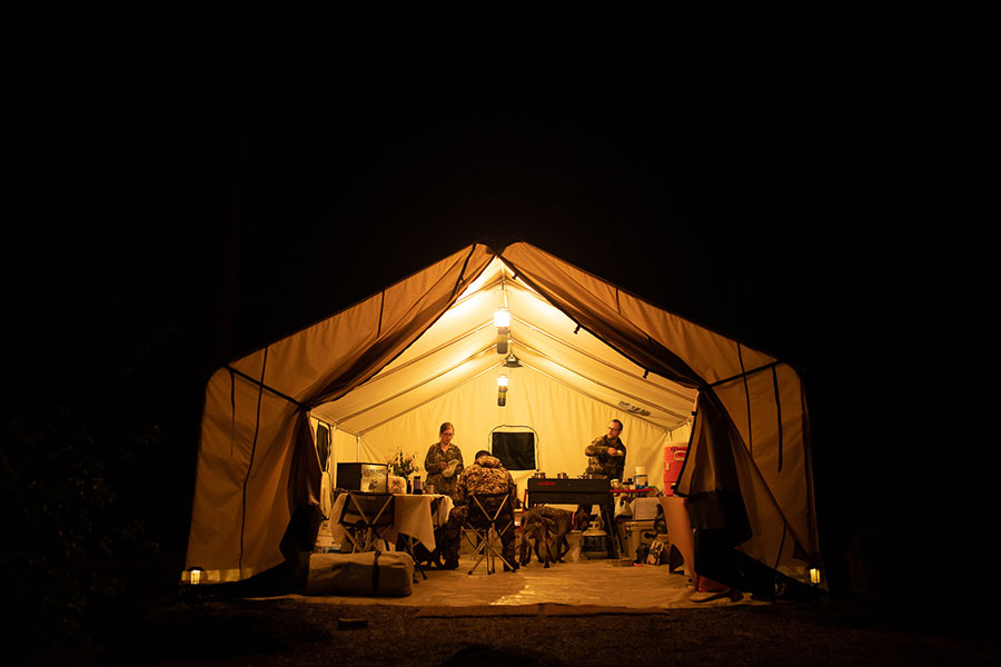 aboutus-4 Bravo Tents in the Wild