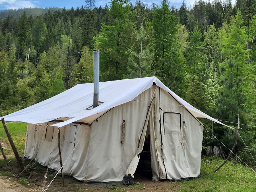 aboutus-7 Tent is 22 years old